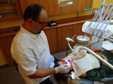 Przychodnia Dentystyka Maciej Wierzchowiec Kietrz – Kietrz